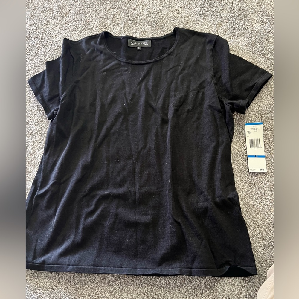 Jones New York t shirt
